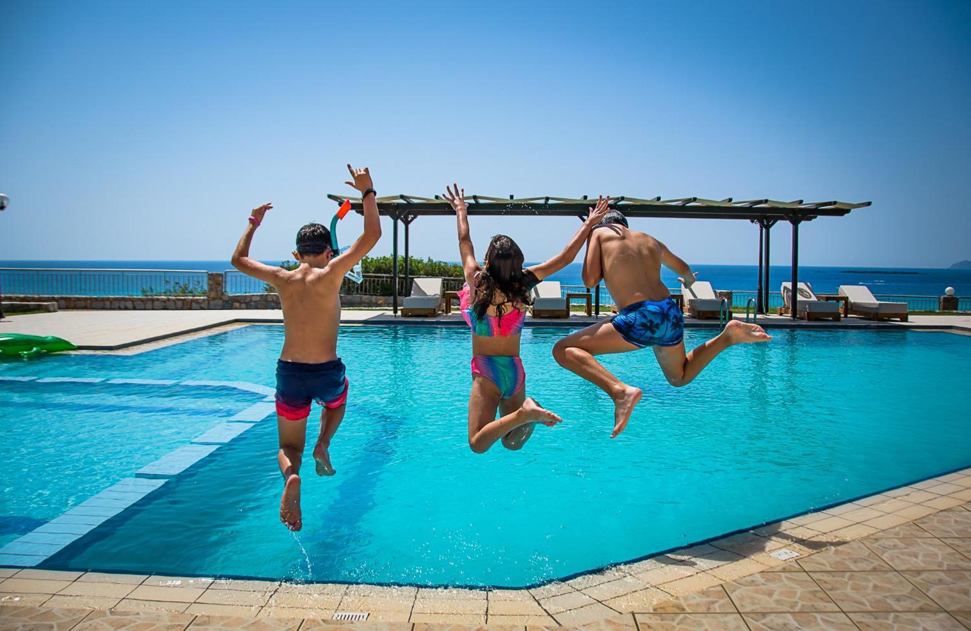 פלאסרנה Panorama Hotel מראה חיצוני תמונה