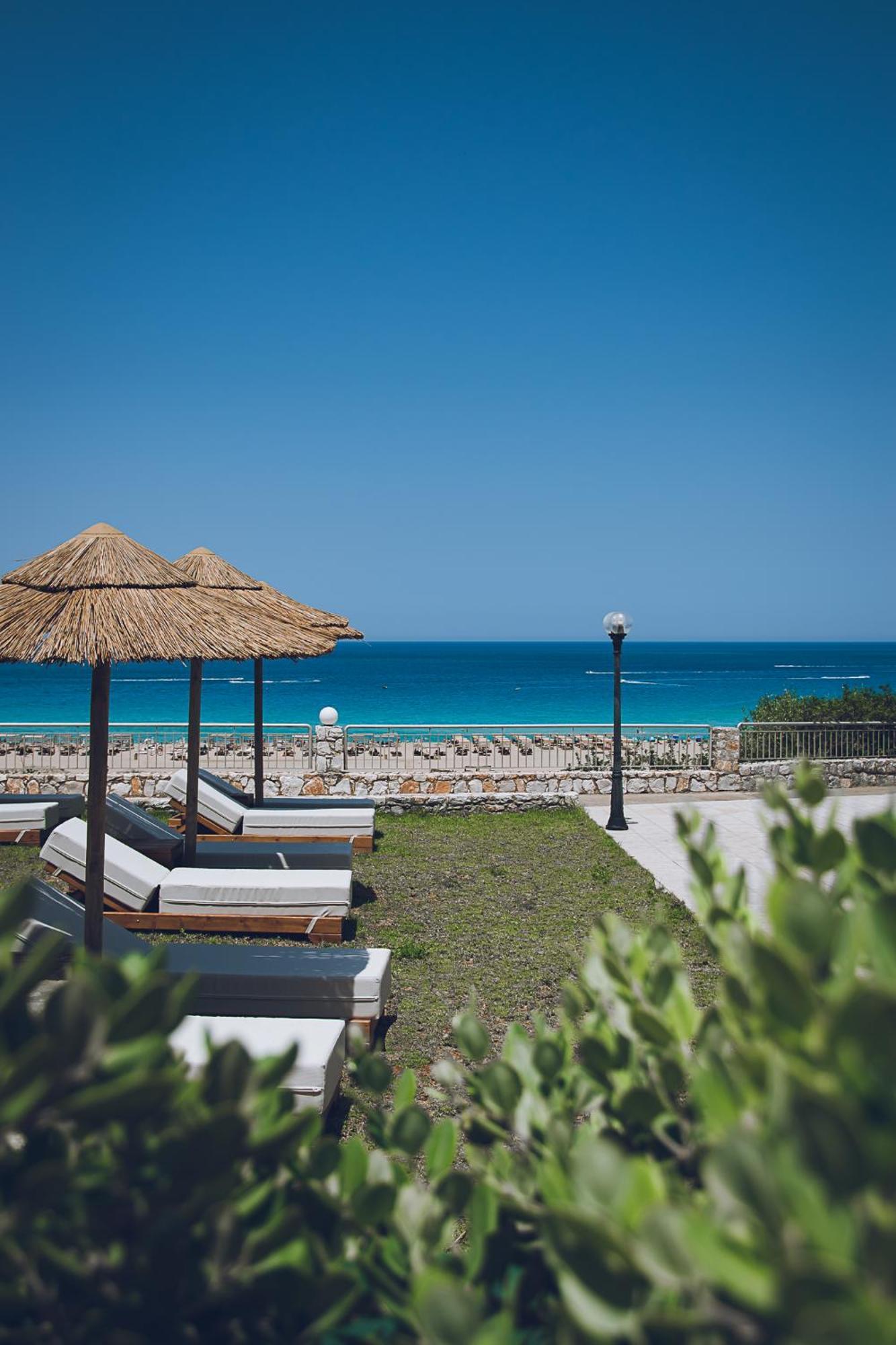 פלאסרנה Panorama Hotel מראה חיצוני תמונה