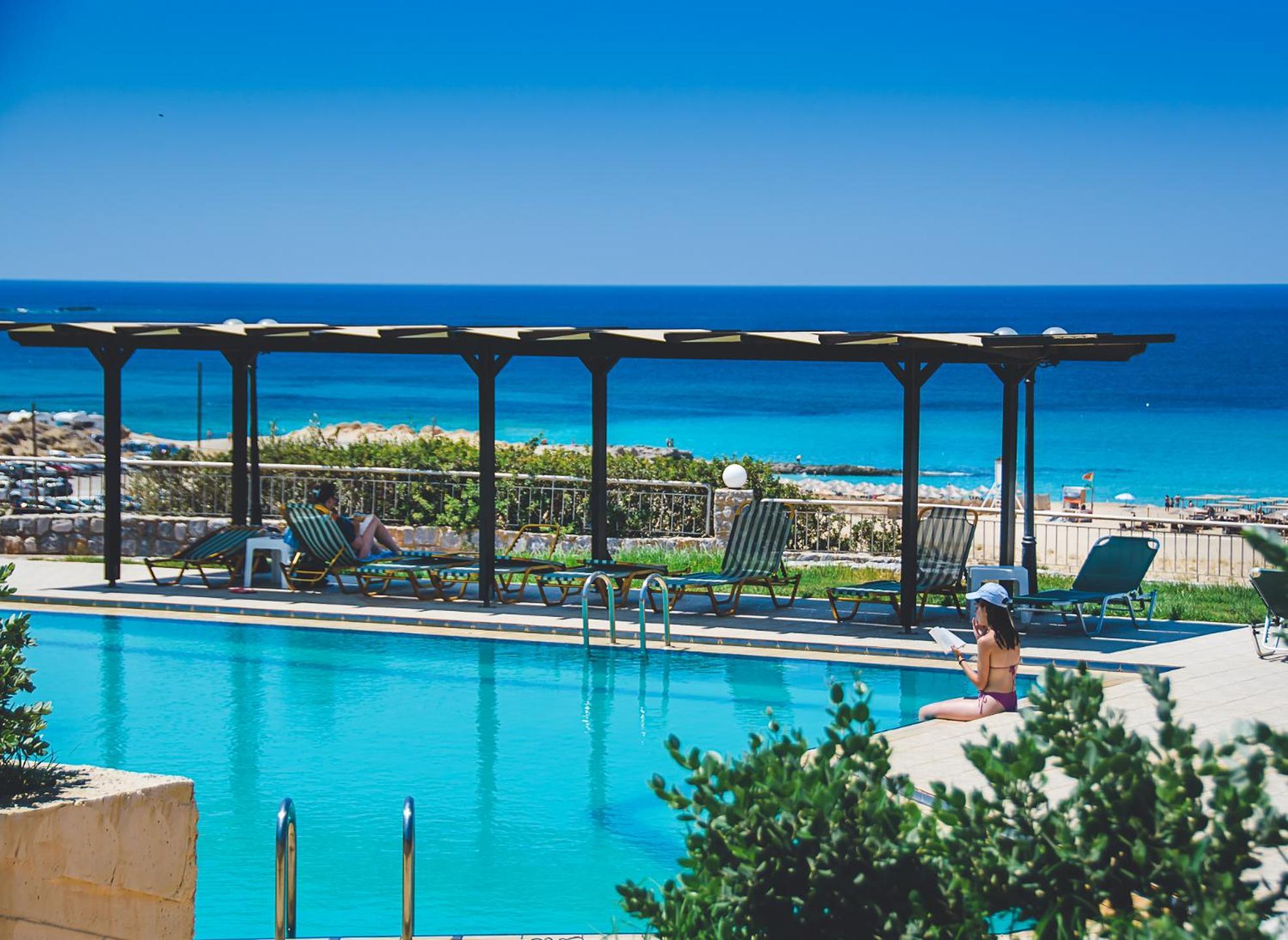 פלאסרנה Panorama Hotel מראה חיצוני תמונה