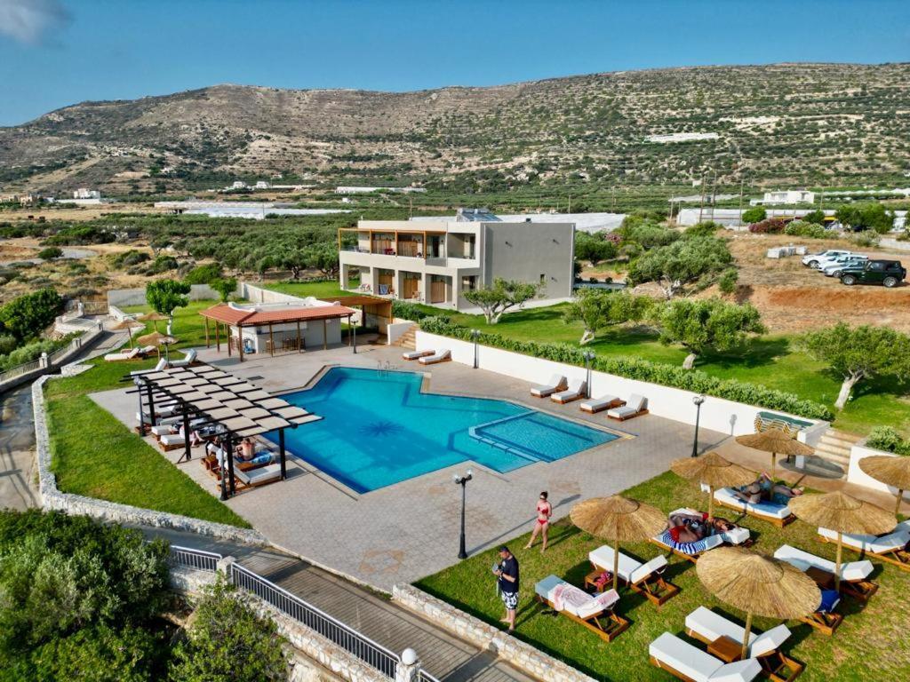 פלאסרנה Panorama Hotel מראה חיצוני תמונה