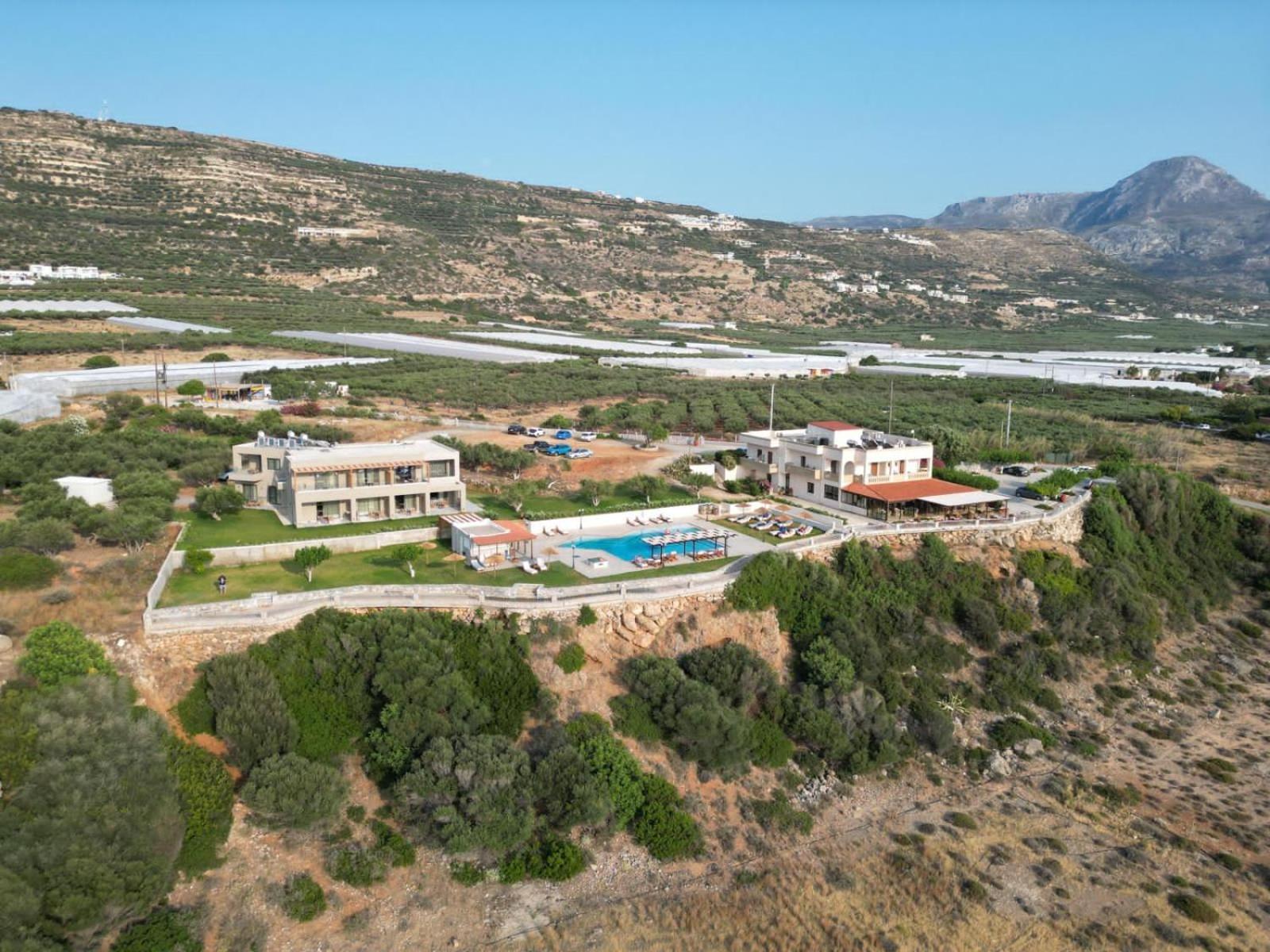 פלאסרנה Panorama Hotel מראה חיצוני תמונה